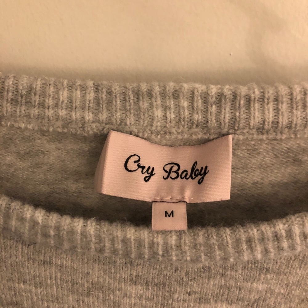 Gray sweater - Picture 2 of 2